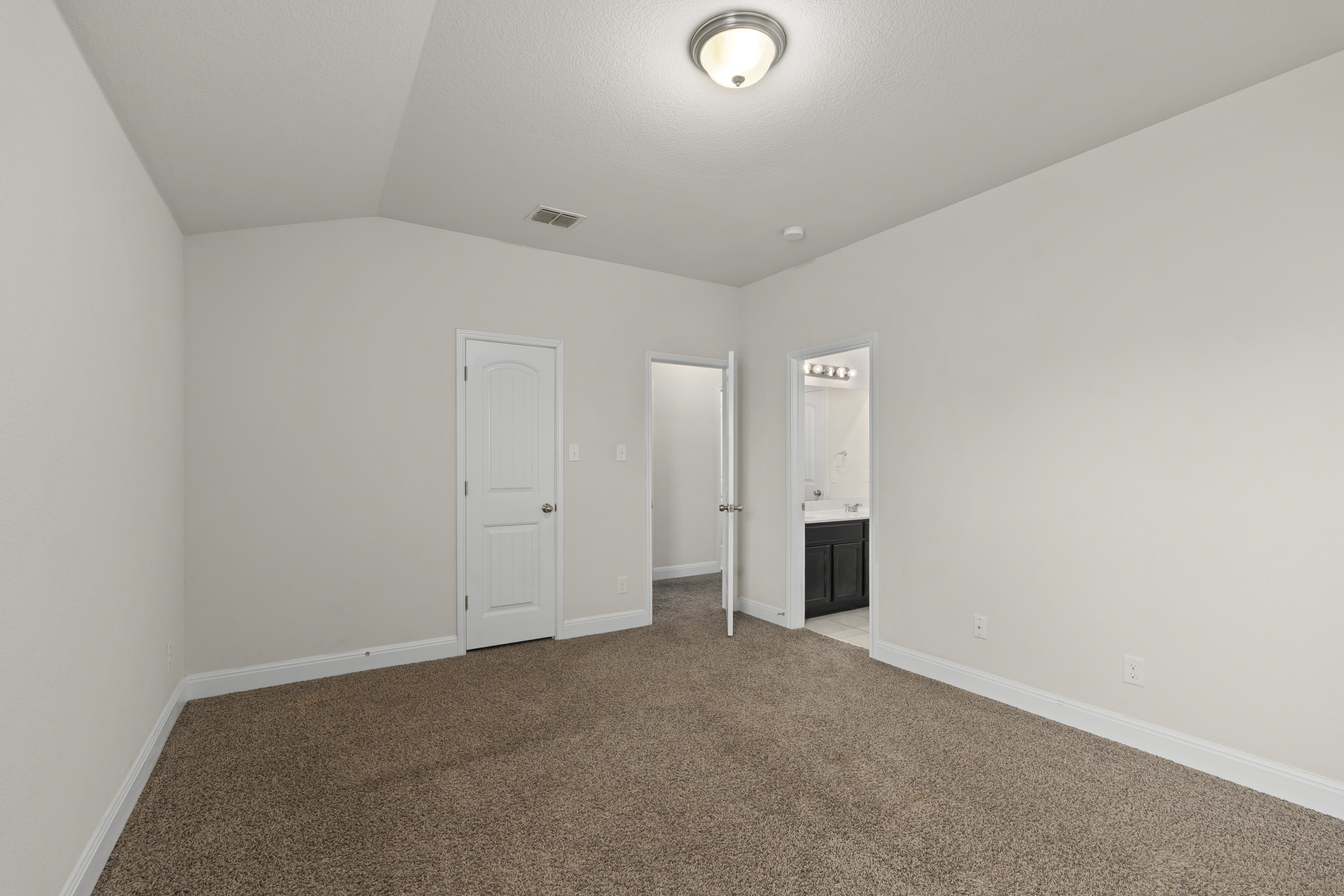  Spacious Five-Bedroom Home in Alamo Ranch - 物件實景
