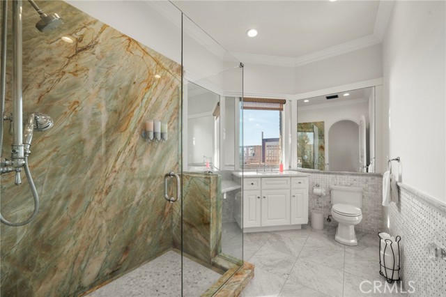 Long Beach, California, 90803, United States, 6 Bedrooms Bedrooms, ,8 BathroomsBathrooms,Residential,For Sale,1835519