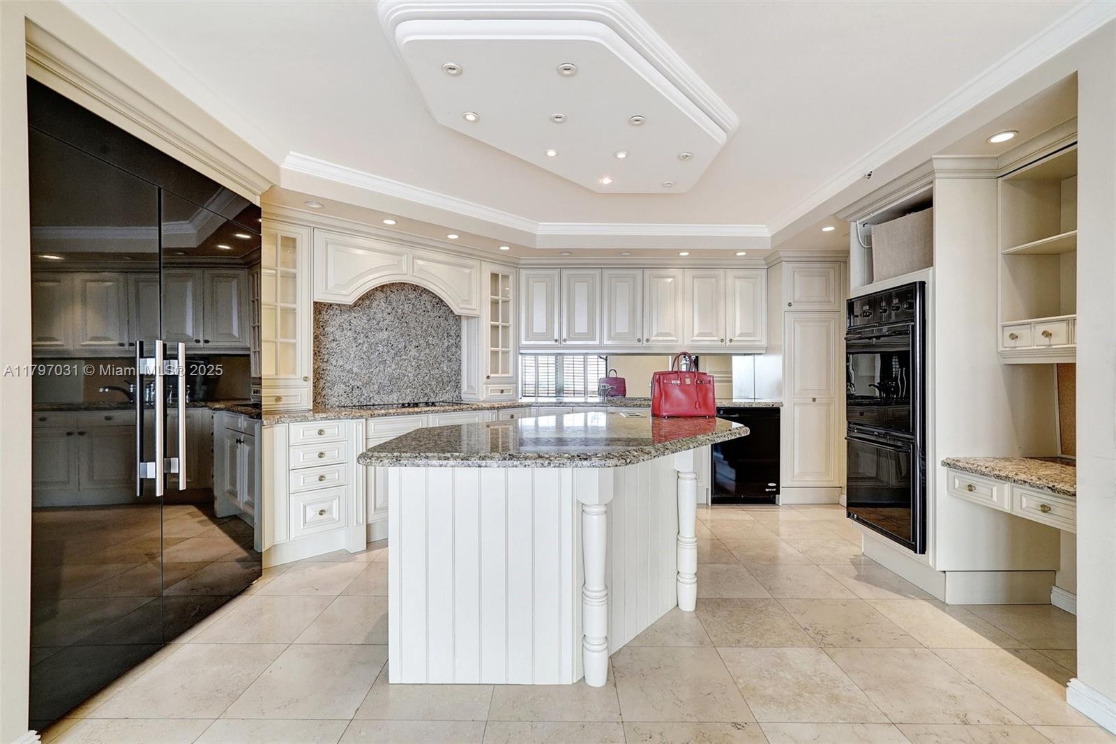 Aventura, Florida, 33180, United States, 4 Bedrooms Bedrooms, ,5 BathroomsBathrooms,Residential,For Sale,1796989
