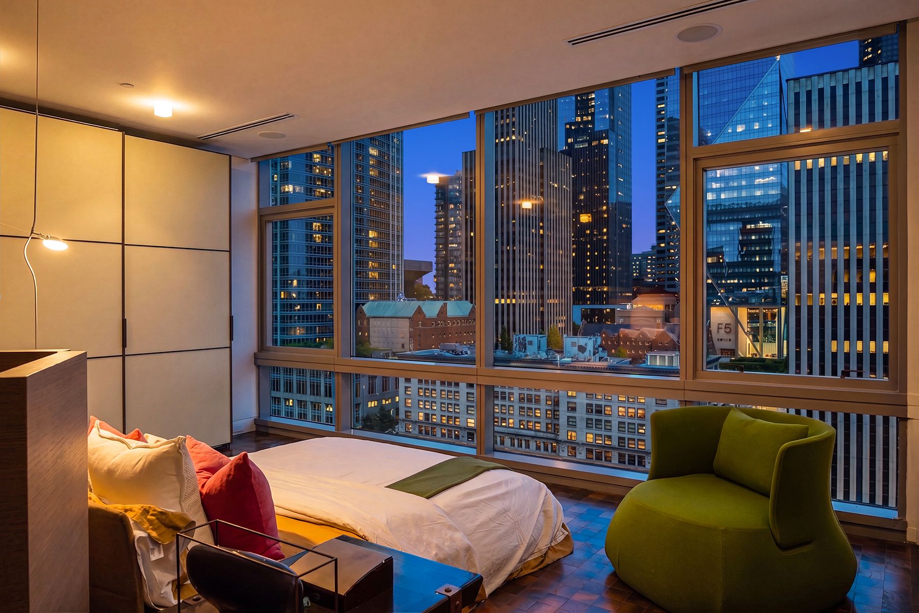 715 2nd Ave #1505, Seattle, WA 98104 - 物件實景