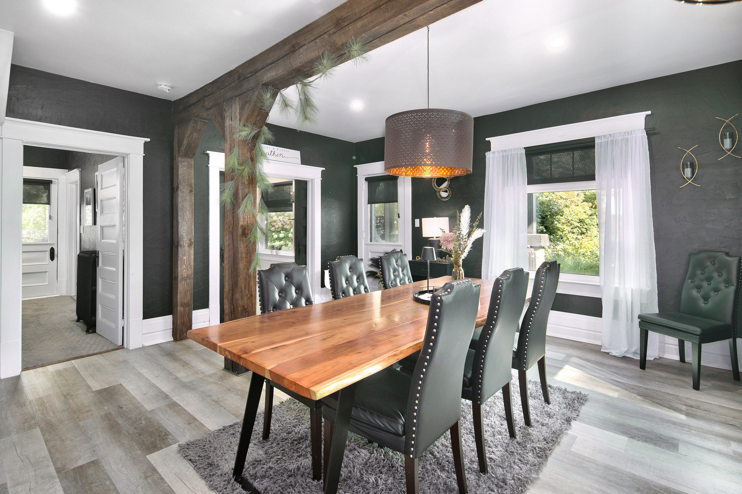  Charming Century Home - 物件實景