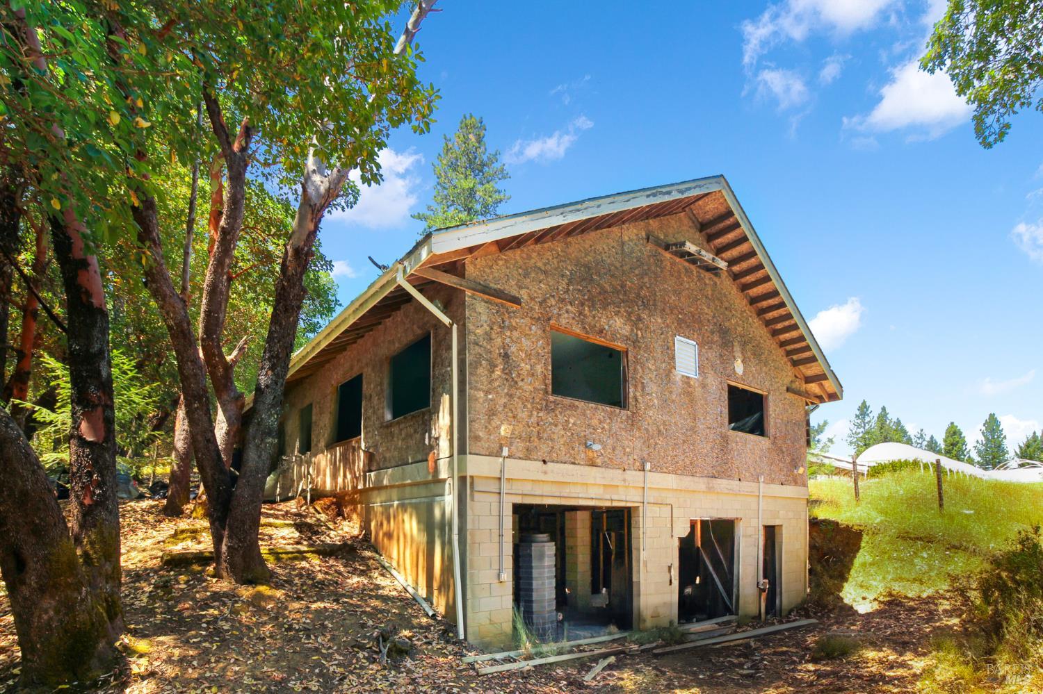Willits, California, 95490, United States, 8 Bedrooms Bedrooms, ,4 BathroomsBathrooms,Residential,For Sale,1900763