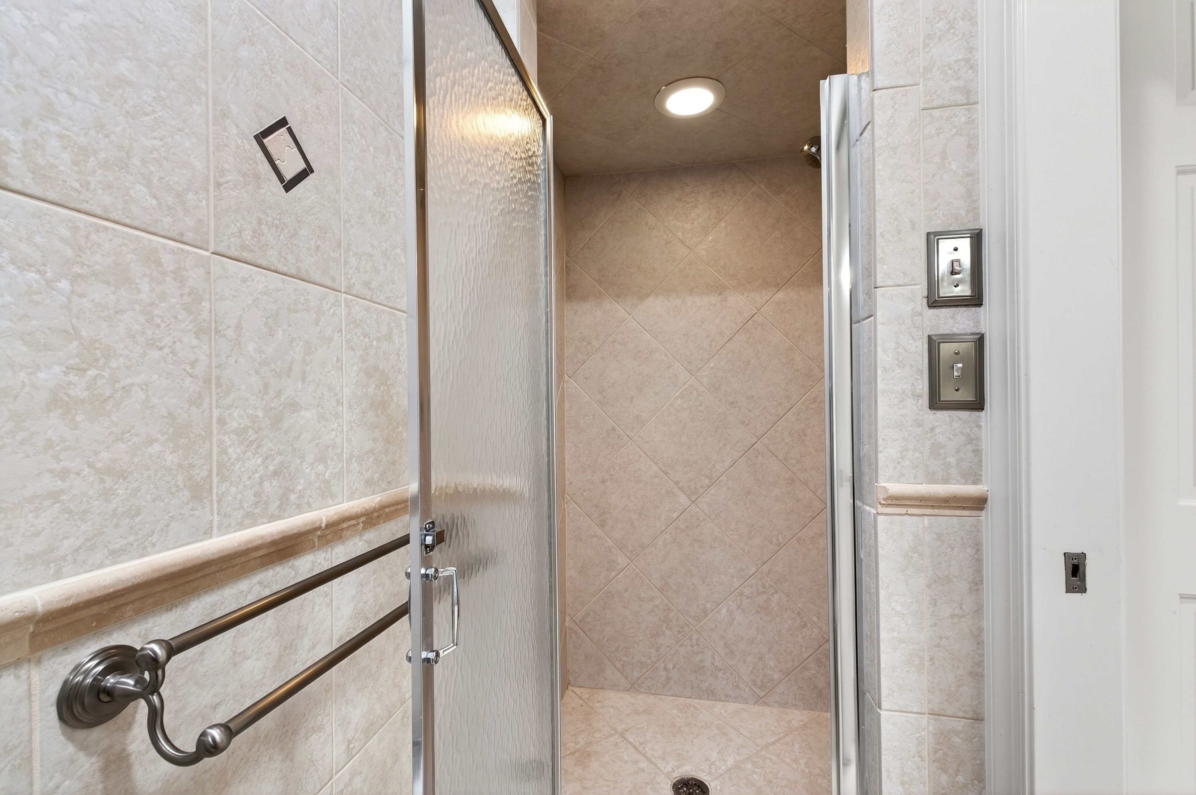  1117 Bentham Drive, Raleigh, NC 27614 - 物件實景