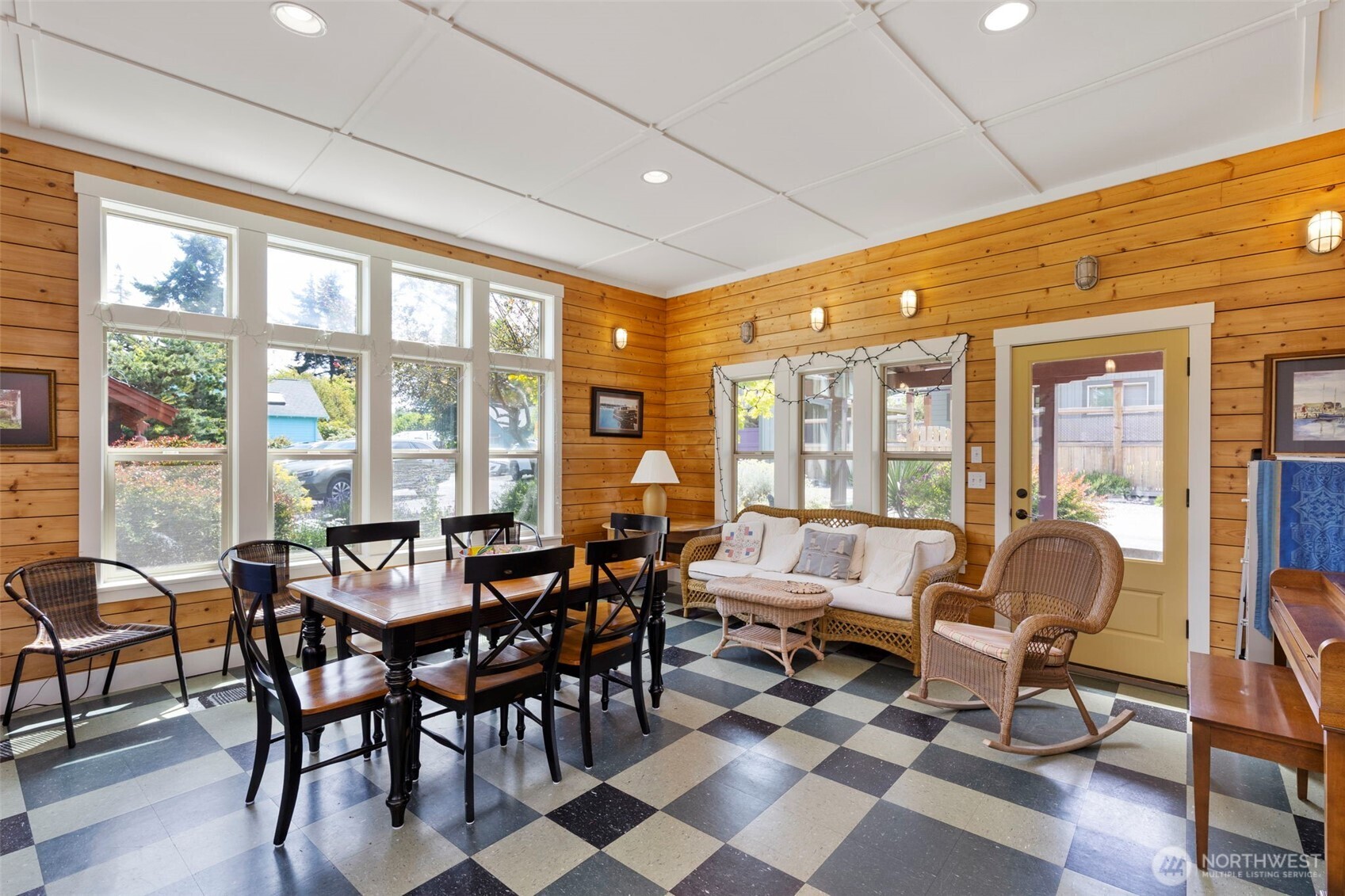 Port Townsend, Washington, 98368, United States, 2 Bedrooms Bedrooms, ,1 BathroomBathrooms,Residential,For Sale,1989470