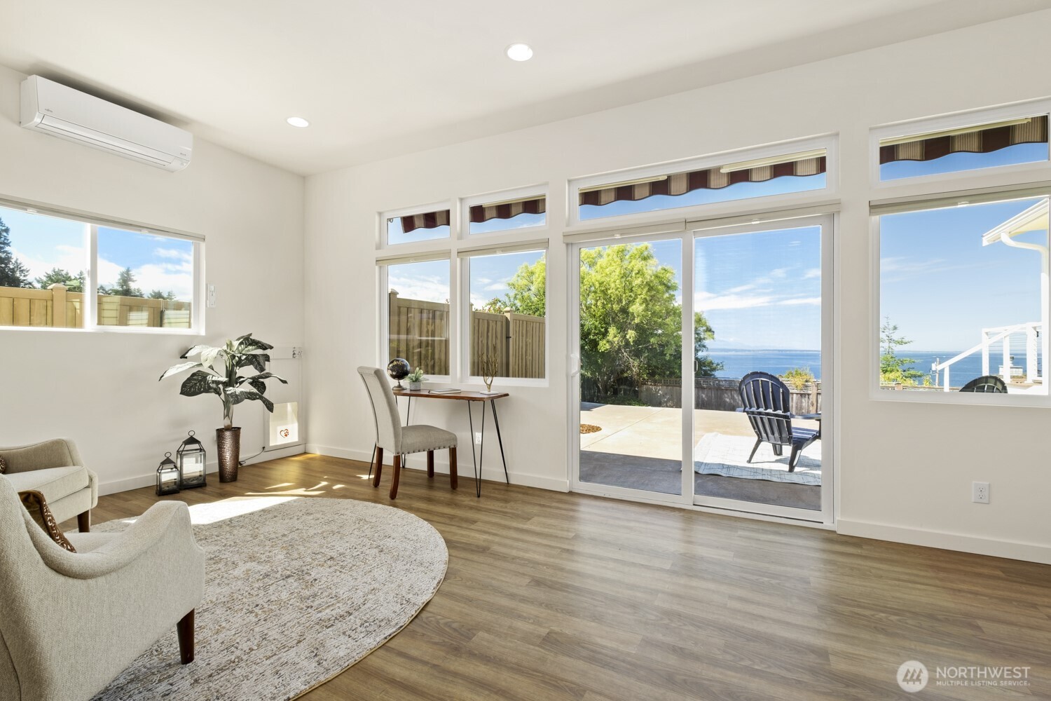 Port Townsend, Washington, 98368, United States, 2 Bedrooms Bedrooms, ,2 BathroomsBathrooms,Residential,For Sale,1925233