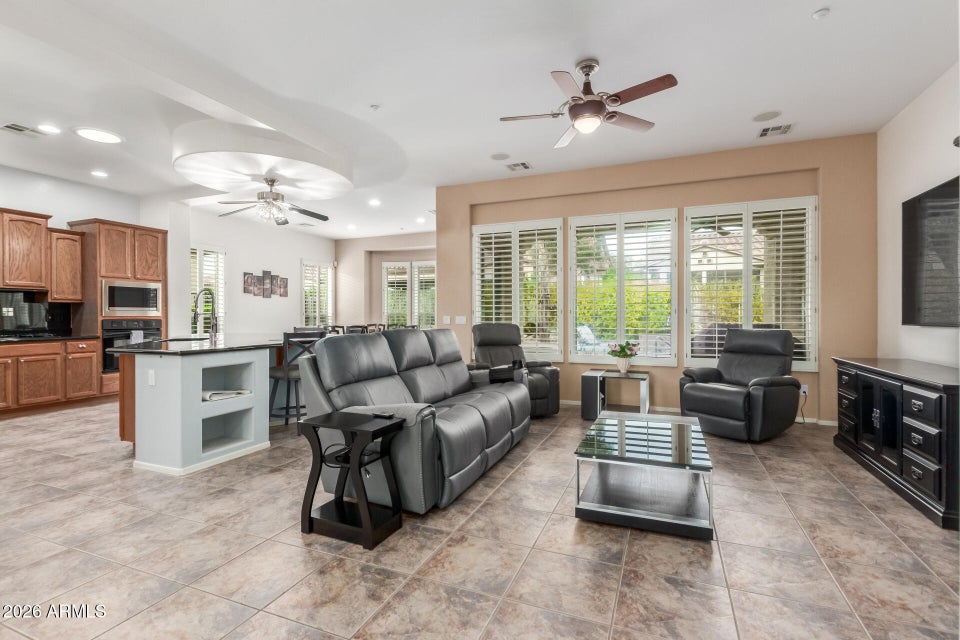 Peoria, Arizona, 85383, United States, 2 Bedrooms Bedrooms, ,Residential,For Sale,2012577