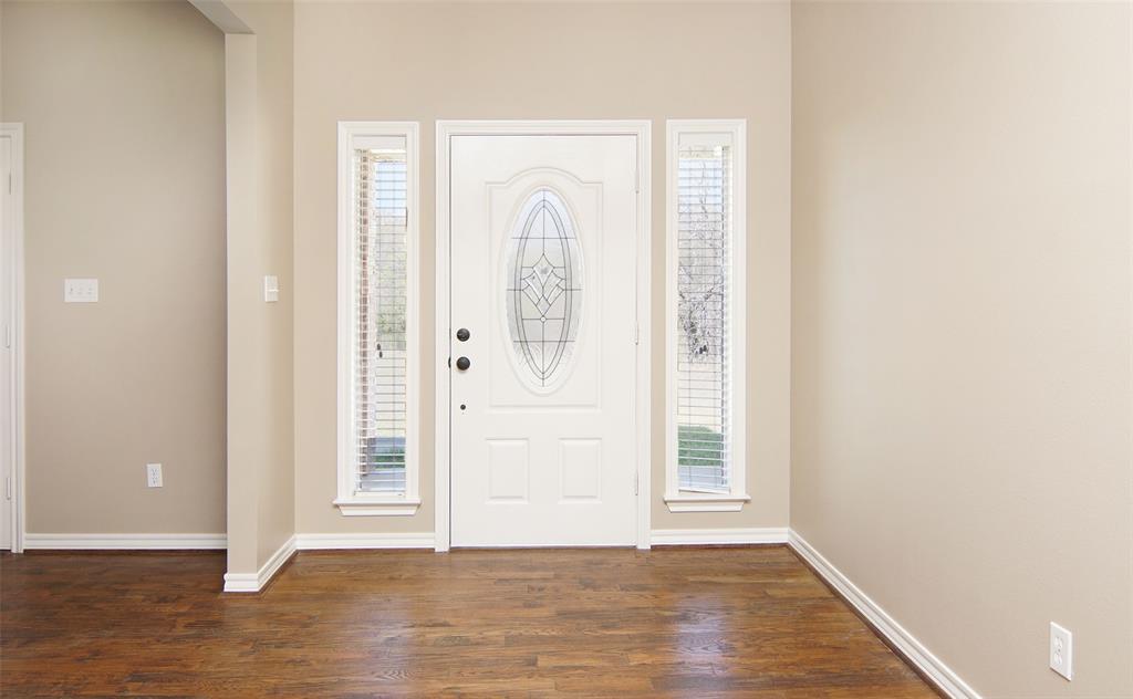 Weatherford, Texas, 76088, United States, 3 Bedrooms Bedrooms, ,3 BathroomsBathrooms,Residential,For Sale,1974096