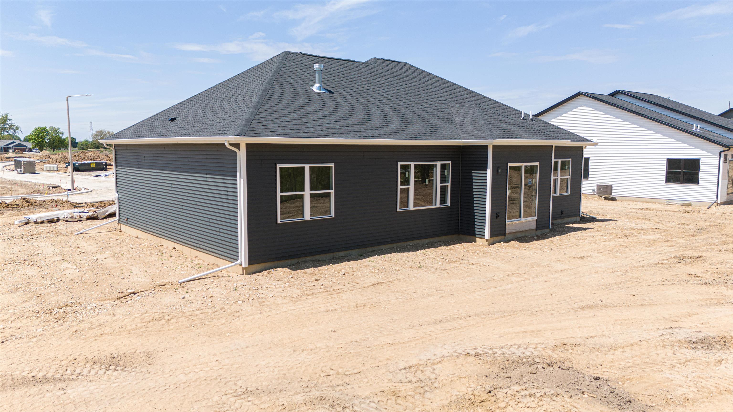 Janesville, Wisconsin, 53545, United States, 3 Bedrooms Bedrooms, ,2 BathroomsBathrooms,Residential,For Sale,2015046