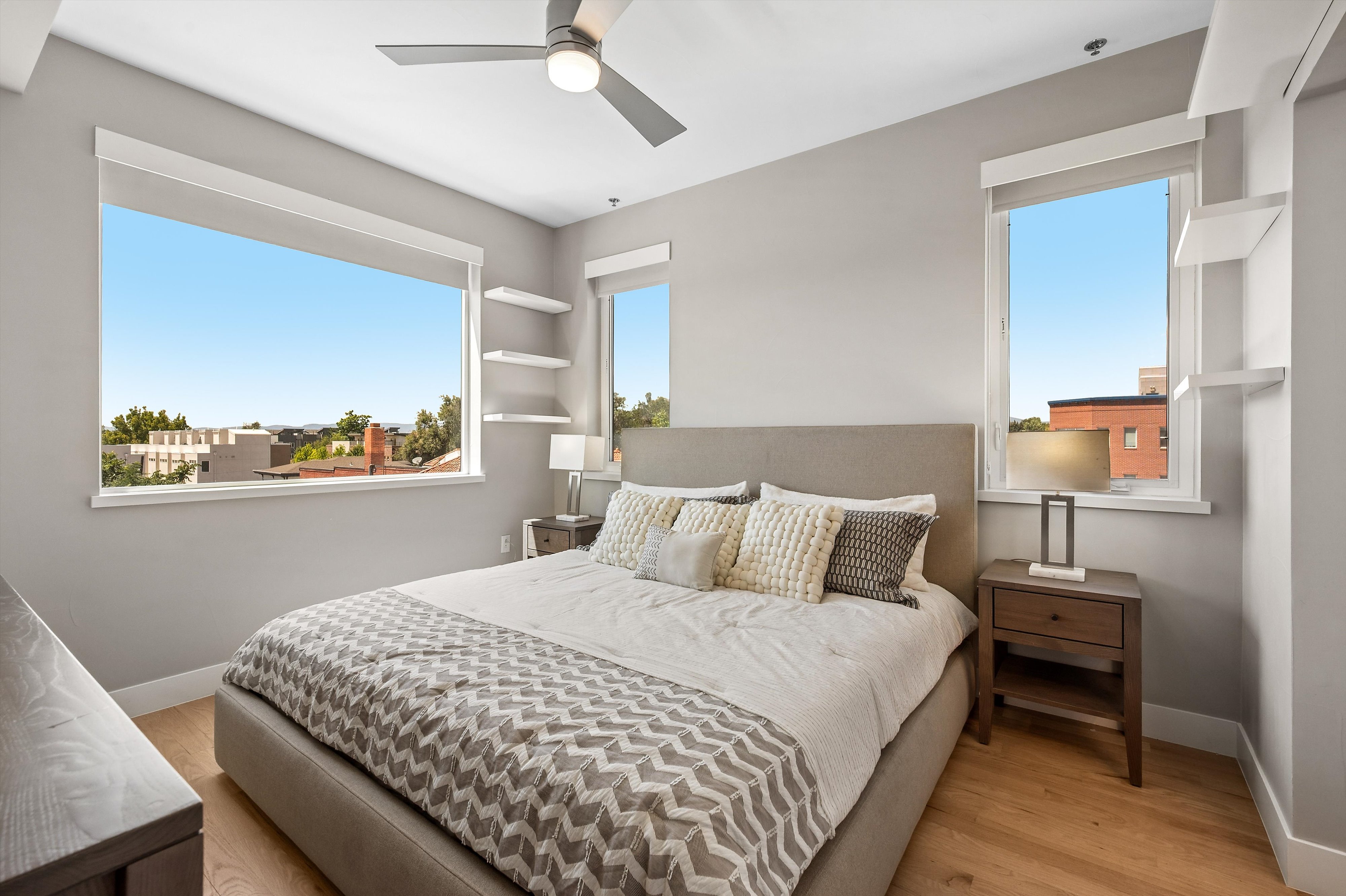  Condo Perched Above Jefferson Park with Rooftop Deck - 物件實景