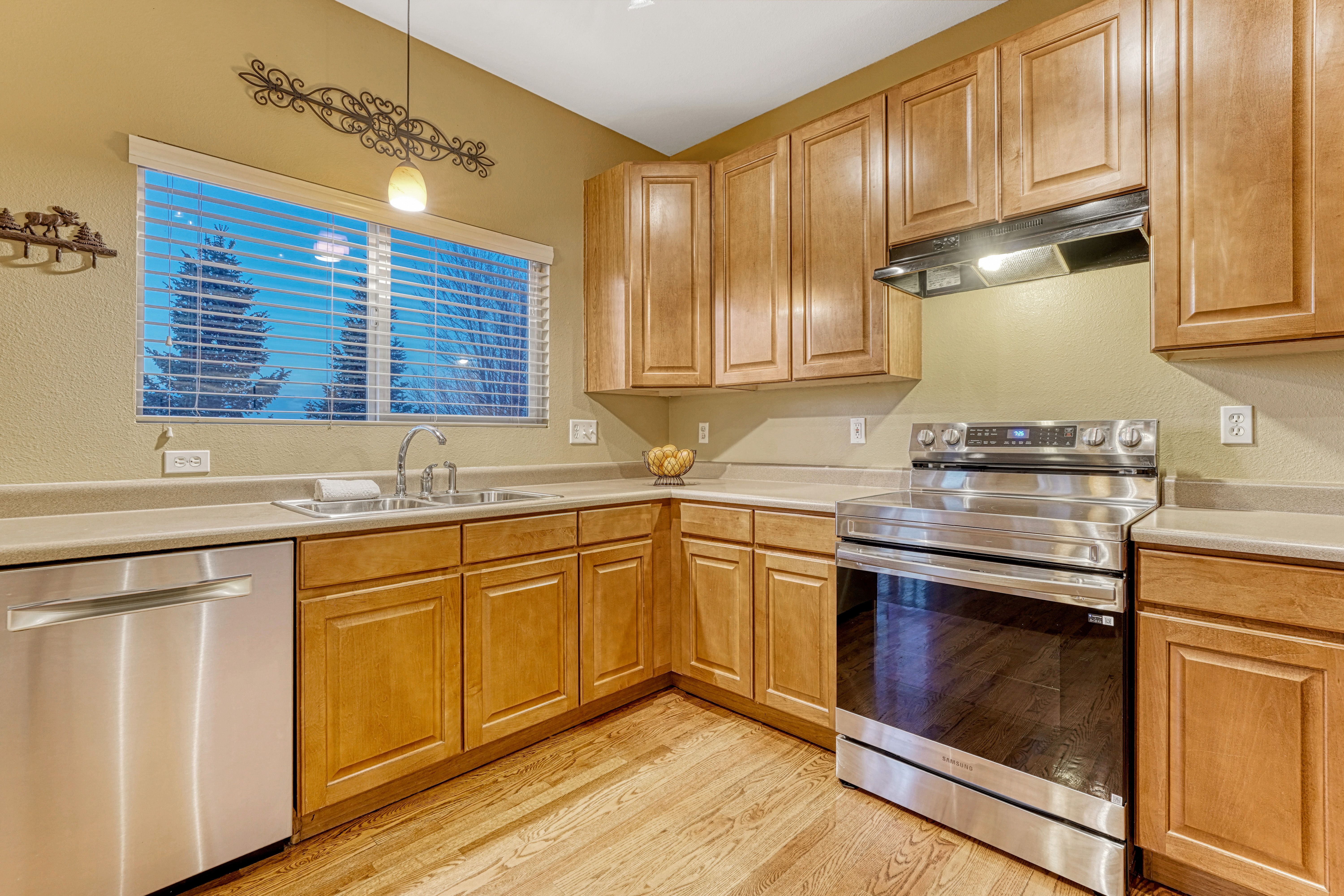  Elevated Living with Panoramic Mountain Views - 物件實景