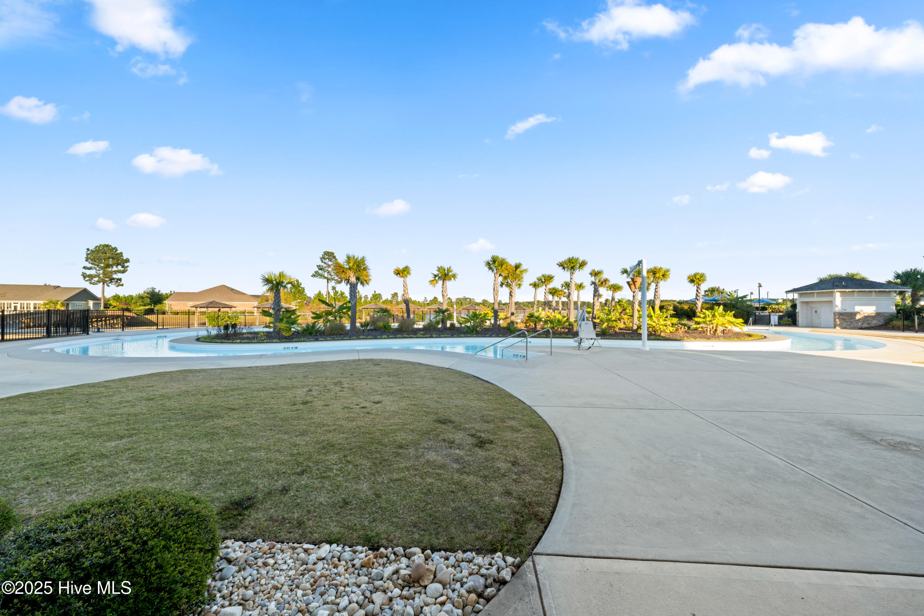 Leland, North Carolina, 28451, United States, 4 Bedrooms Bedrooms, ,3 BathroomsBathrooms,Residential,For Sale,1994619