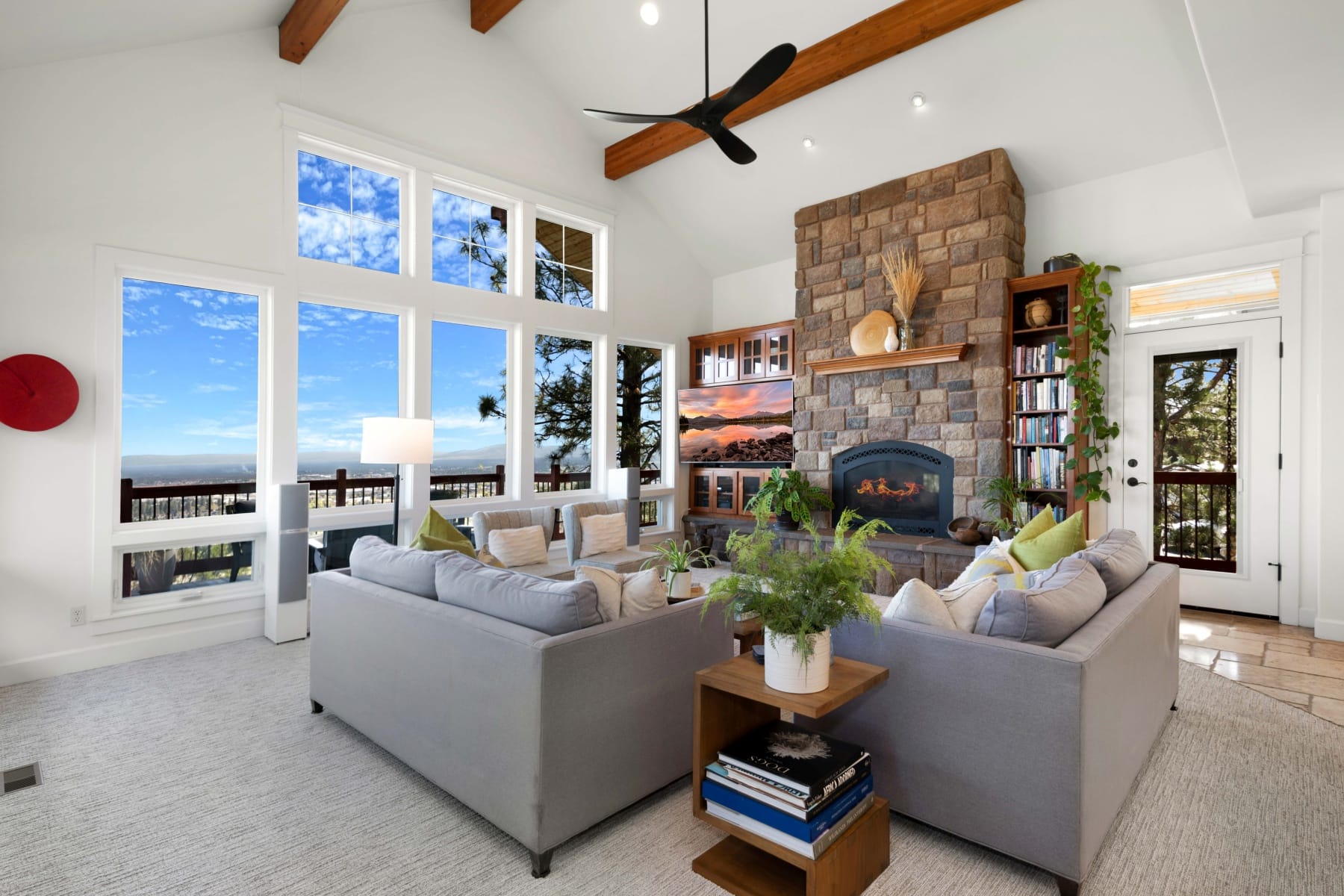  3072 NW Duffy Drive Bend, OR 97703 - 物件實景