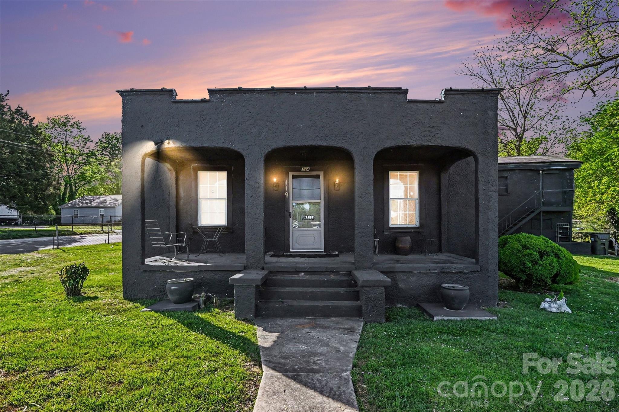 Norwood Dr, Charlotte, NC 28208