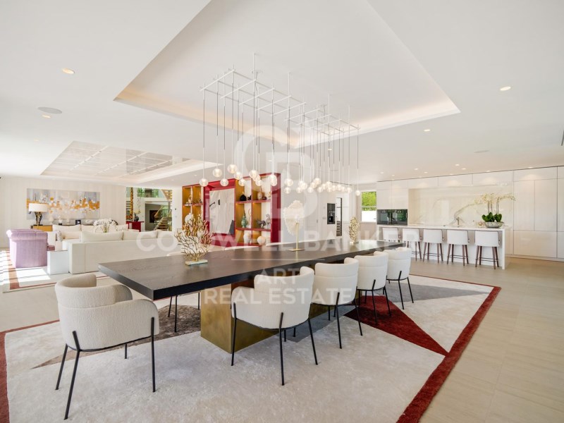 Marbella, Andalusia, ES, 6 Bedrooms Bedrooms, ,6 BathroomsBathrooms,Residential,For Sale,1939714