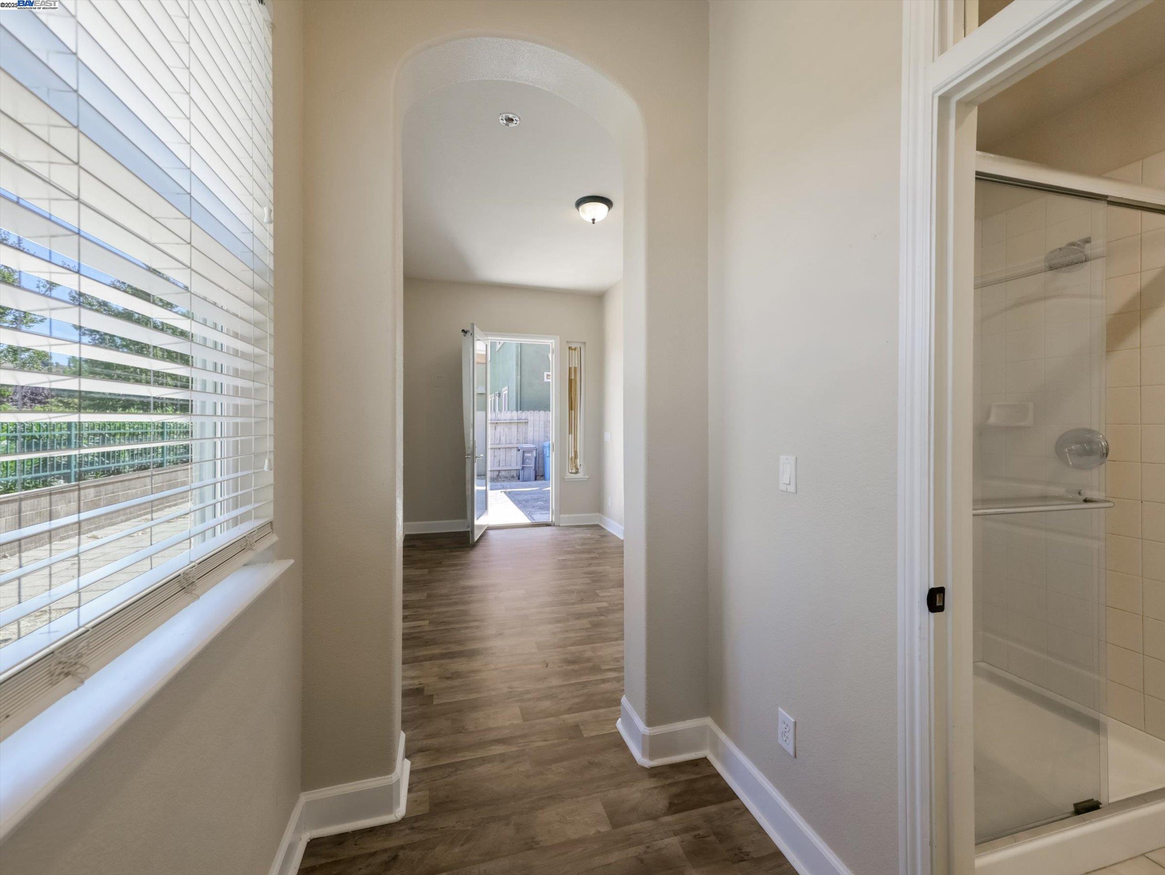 Vallejo, California, 94591, United States, 5 Bedrooms Bedrooms, ,5 BathroomsBathrooms,Residential,For Sale,2002289