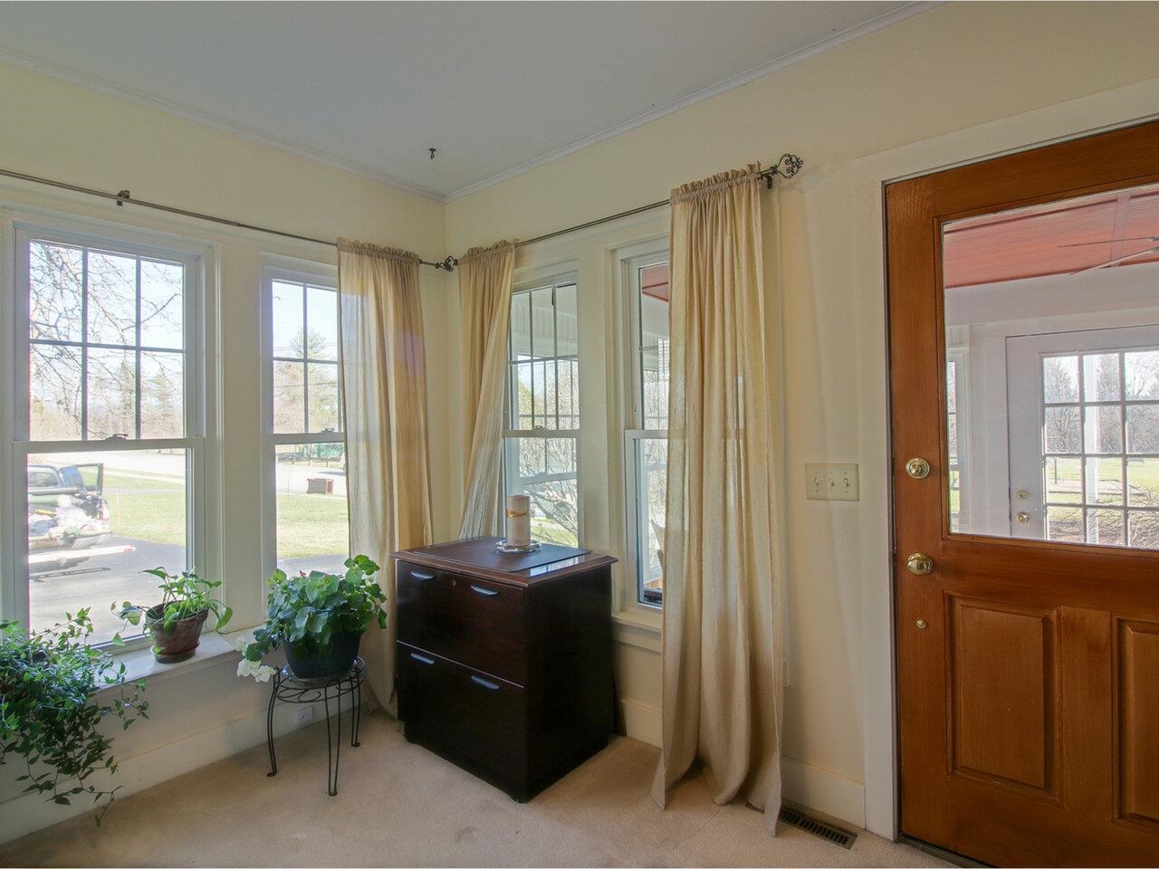 Essex Junction, Vermont, 05452, United States, 4 Bedrooms Bedrooms, ,3 BathroomsBathrooms,Residential,For Sale,1847004
