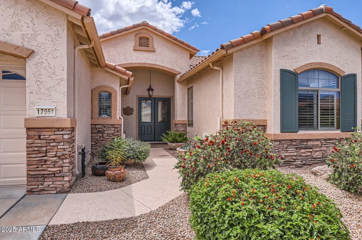 Surprise, Arizona, 85374, United States, 2 Bedrooms Bedrooms, ,2 BathroomsBathrooms,Residential,For Sale,1974989