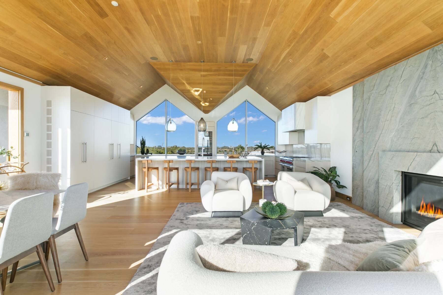  BRAND NEW MODERN OCEANFRONT w/ POOL on 2.6 ACRES IN AMAGANSETT - 物件實景