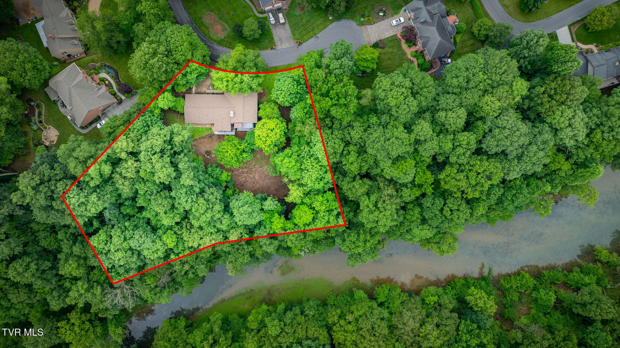 Kingsport, Tennessee, 37663, United States, 5 Bedrooms Bedrooms, ,3 BathroomsBathrooms,Residential,For Sale,1878184