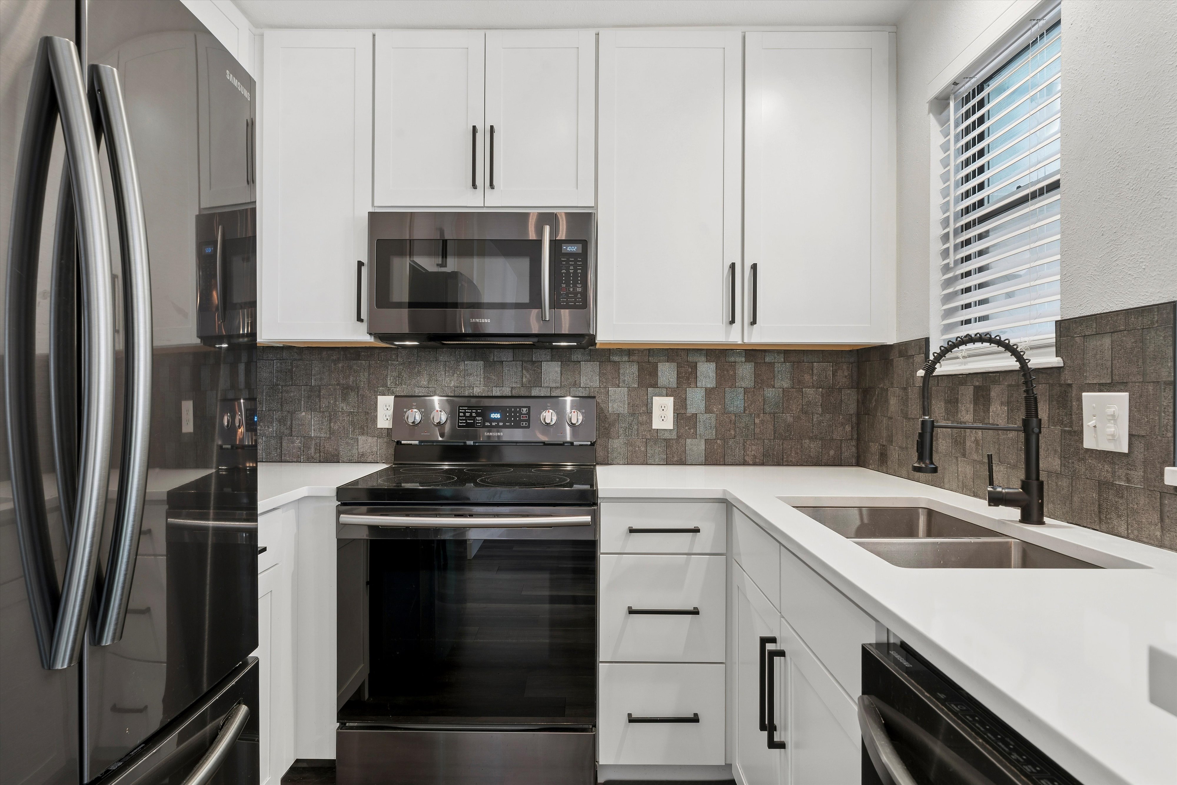  Move right in and start enjoying everything that Littleton has to offer - 物件實景