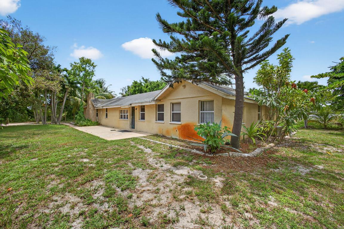 Greenacres, Florida, 33463, United States, 7 Bedrooms Bedrooms, ,6 BathroomsBathrooms,Residential,For Sale,1974684