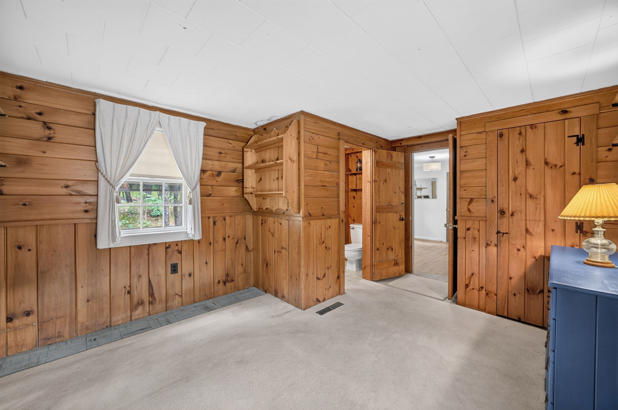  Privacy, Potential & 1.44 Acres in Truro - 物件實景