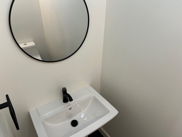 Holbrook, New York, 11741, United States, 3 Bedrooms Bedrooms, ,2 BathroomsBathrooms,Residential,For Sale,1990397