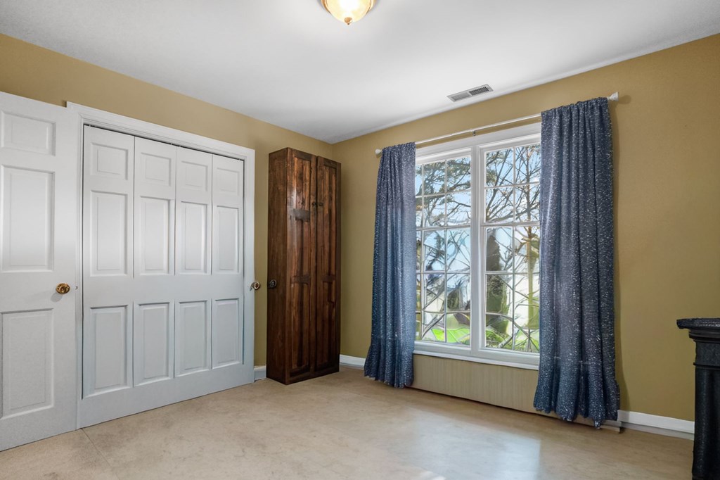 Onancok, Virginia, 23417, United States, 3 Bedrooms Bedrooms, ,3 BathroomsBathrooms,Residential,For Sale,1992886