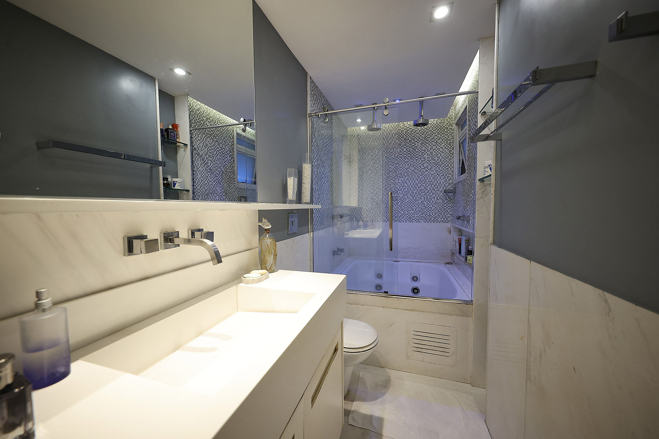  Apartment with Permanent Lagoon Views in One of the Exclusive Maestros Buildings - 物件實景