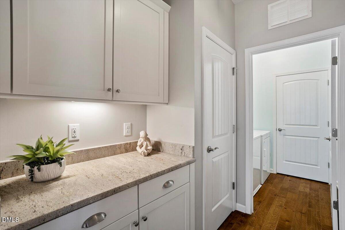 Durham, North Carolina, 27703, United States, 2 Bedrooms Bedrooms, ,2 BathroomsBathrooms,Residential,For Sale,1972659