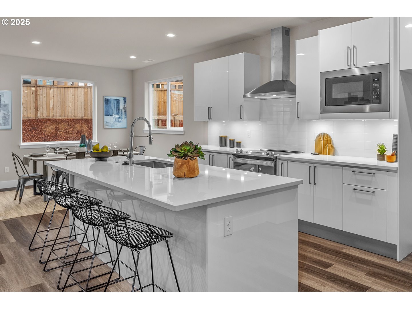 Happy Valley, Oregon, 97086, United States, 4 Bedrooms Bedrooms, ,3 BathroomsBathrooms,Residential,For Sale,1991153