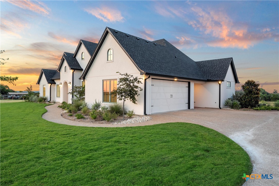 Woodway, Texas, 76712, United States, 4 Bedrooms Bedrooms, ,3 BathroomsBathrooms,Residential,For Sale,1940454