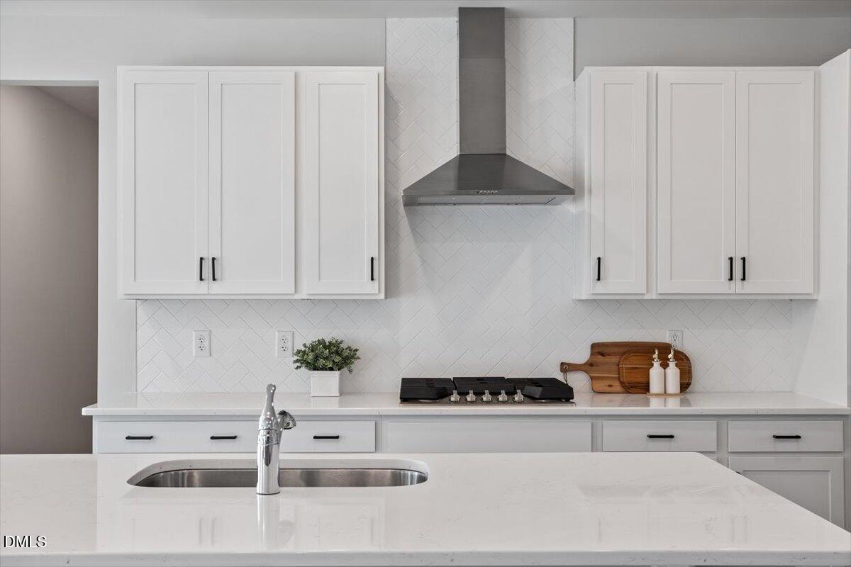 Fuquay Varina, North Carolina, 27526, United States, 5 Bedrooms Bedrooms, ,3 BathroomsBathrooms,Residential,For Sale,1973834