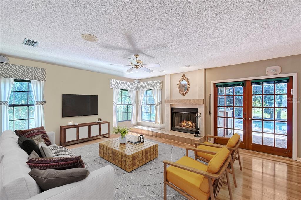 Sarasota, Florida, 34232, United States, 4 Bedrooms Bedrooms, ,4 BathroomsBathrooms,Residential,For Sale,1917042