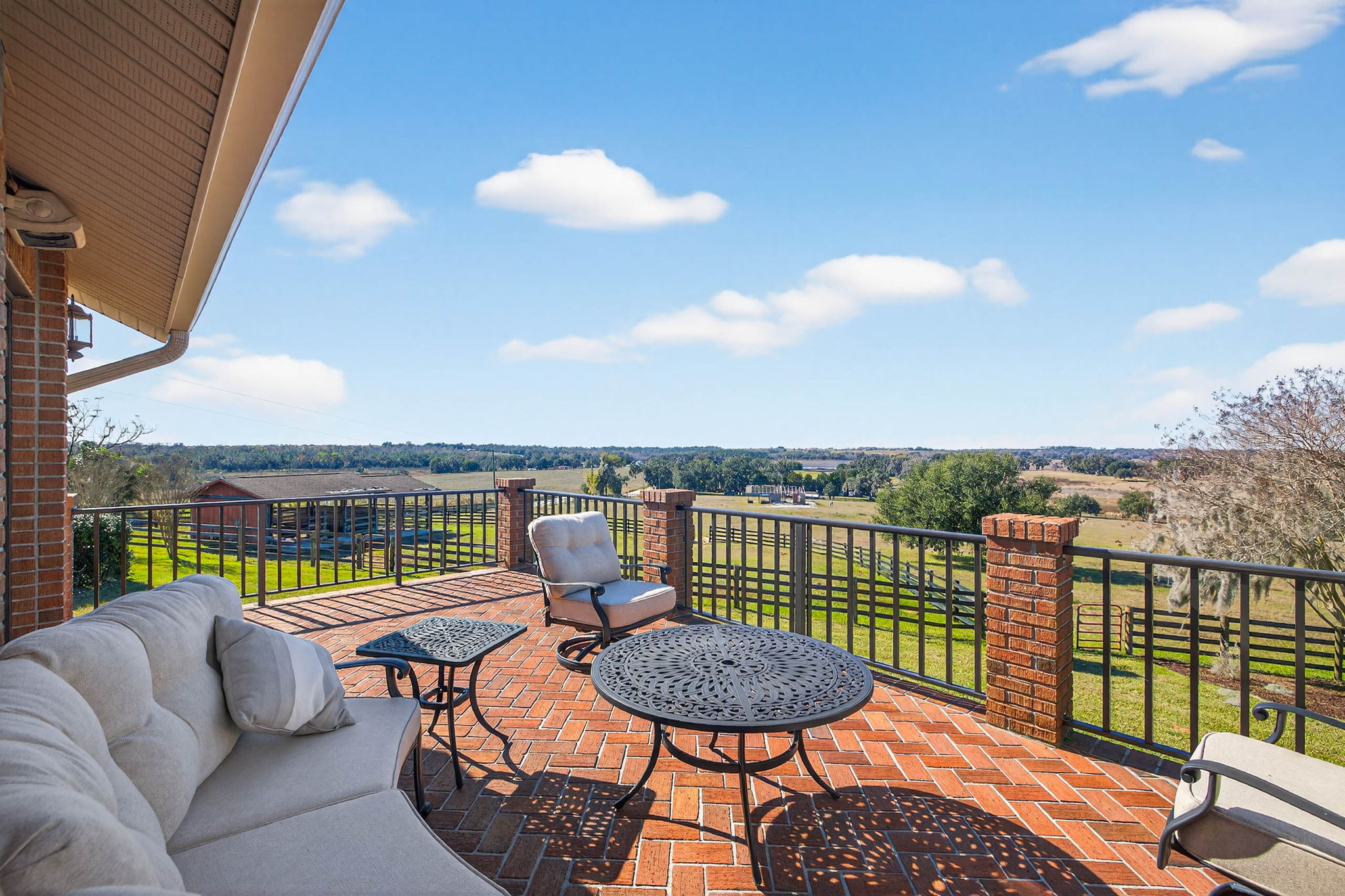 Dade City, Florida, 33525, United States, 4 Bedrooms Bedrooms, ,4 BathroomsBathrooms,Residential,For Sale,2012109