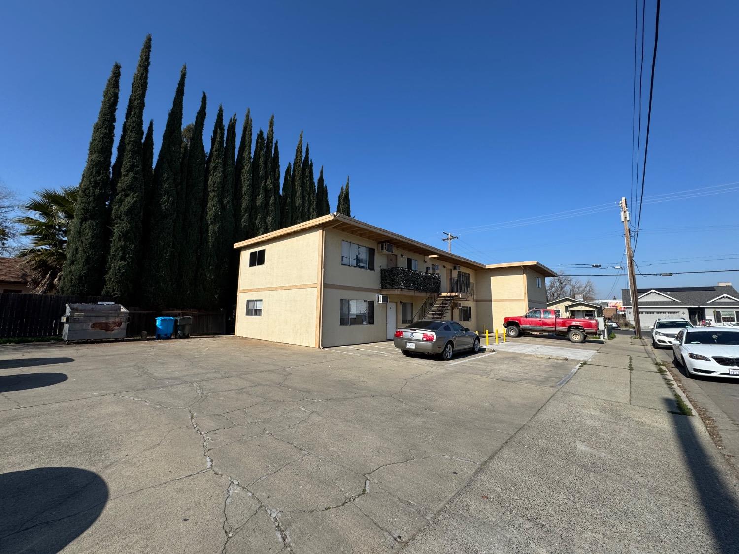 Yuba City, California, 95991111-4430, United States, 12 Bedrooms Bedrooms, ,6 BathroomsBathrooms,Residential,For Sale,1941995