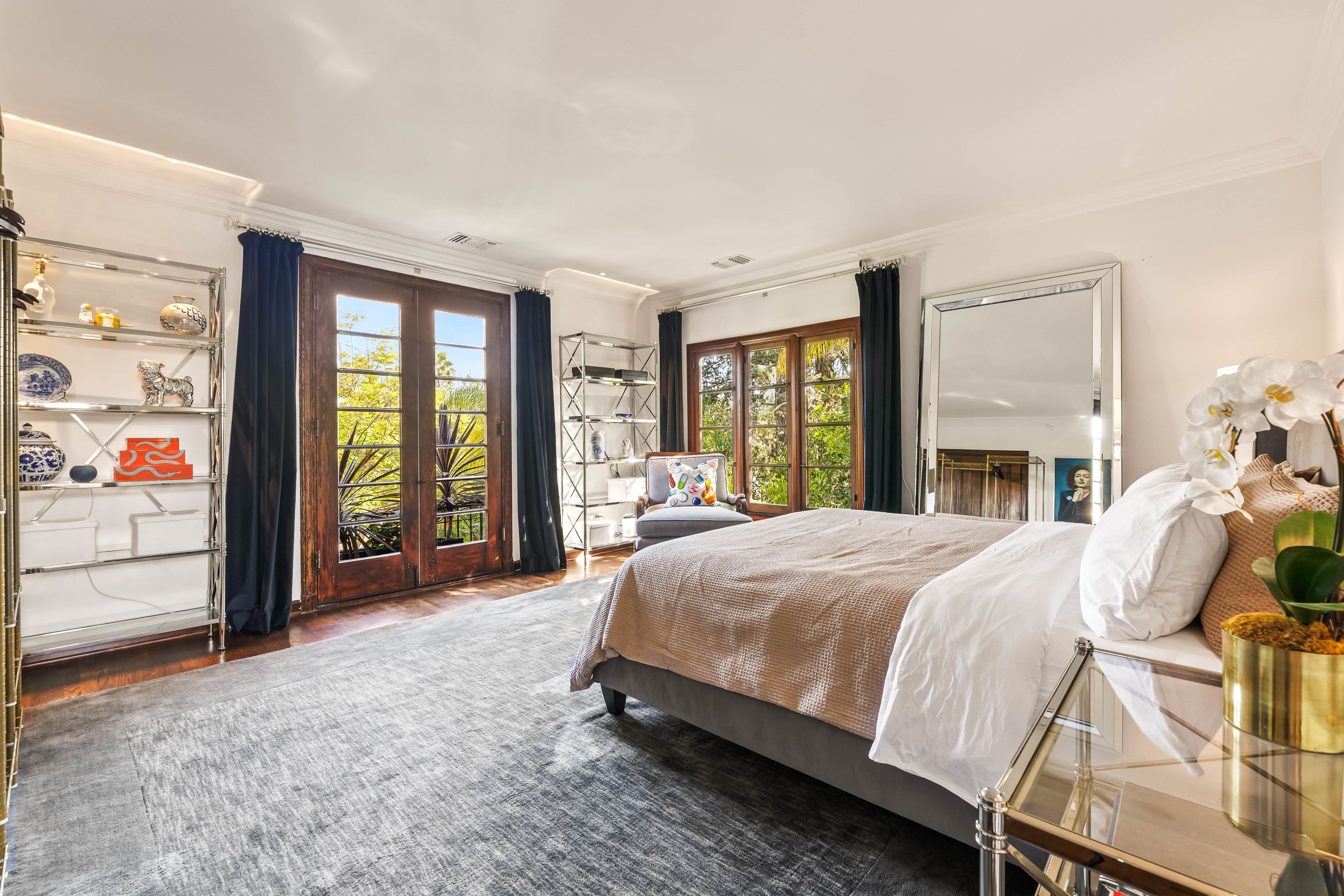  2052 S Hobart Blvd - 物件實景