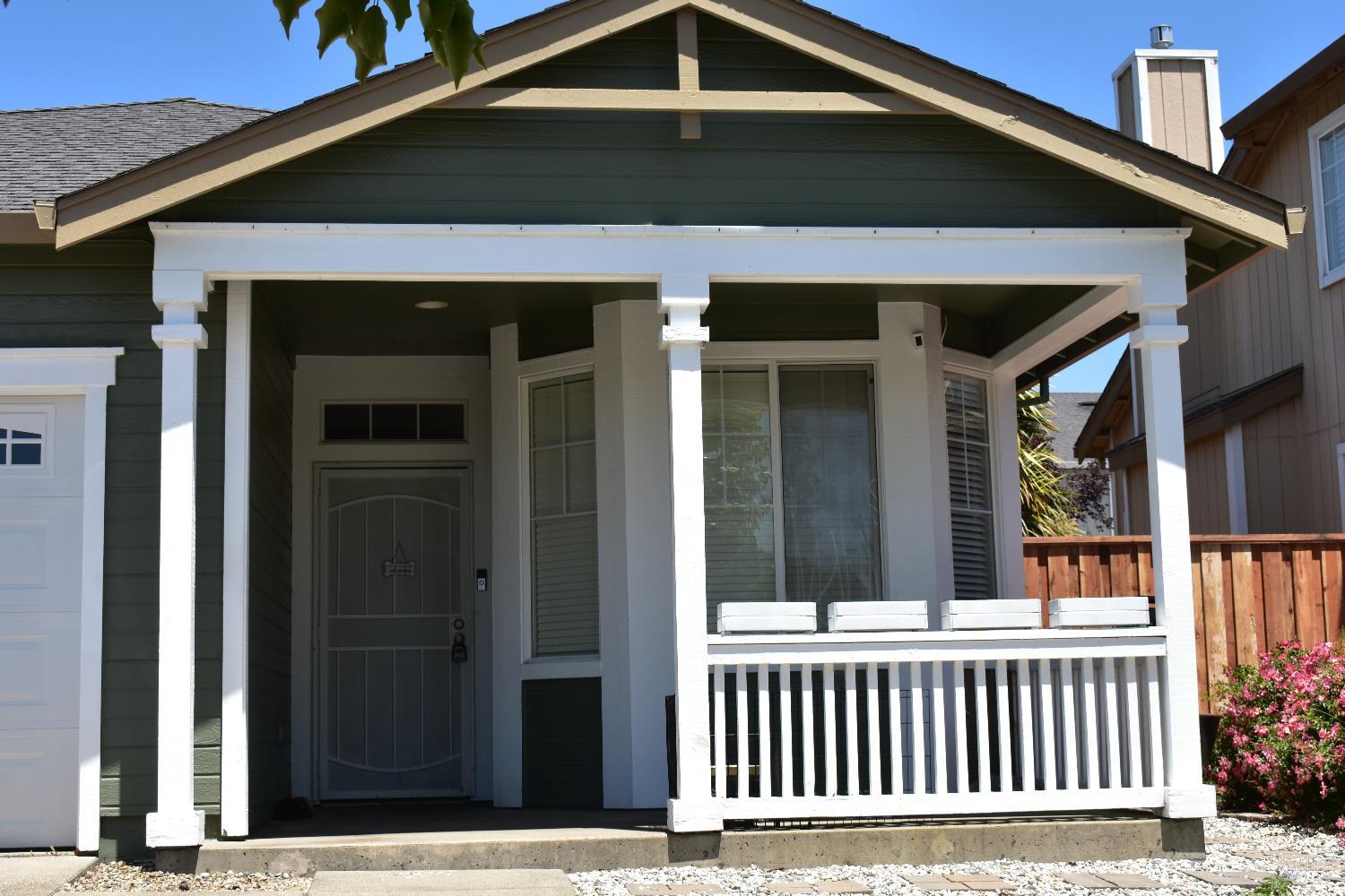 Santa Rosa, California, 95404, United States, 3 Bedrooms Bedrooms, ,2 BathroomsBathrooms,Residential,For Sale,1927812