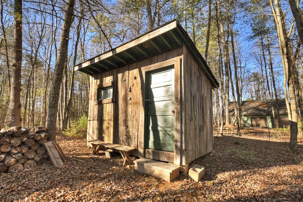 Blue Ridge, Georgia, 30513, United States, 3 Bedrooms Bedrooms, ,3 BathroomsBathrooms,Residential,For Sale,1954403