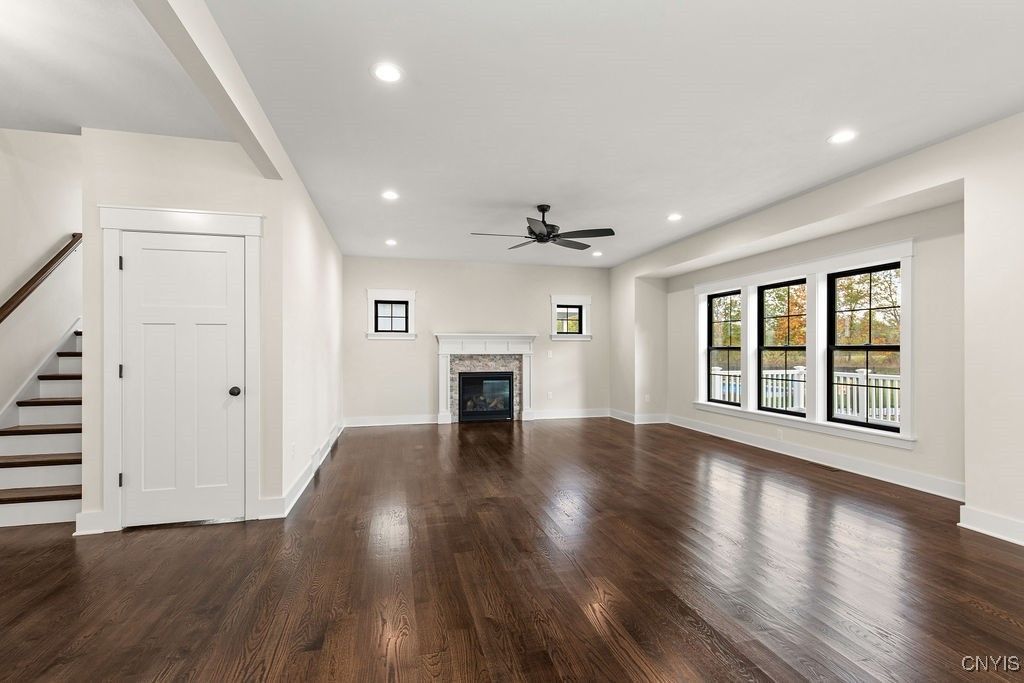 Baldwinsville, New York, 13027, United States, 4 Bedrooms Bedrooms, ,3 BathroomsBathrooms,Residential,For Sale,1991108