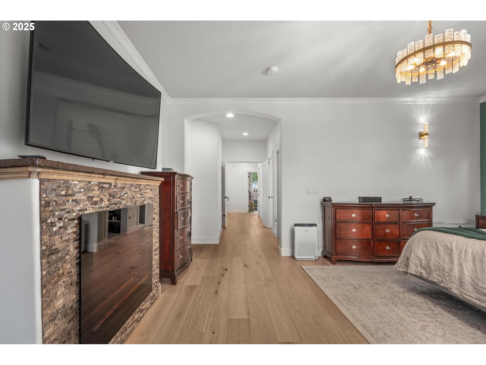 Portland, Oregon, 97223, United States, 4 Bedrooms Bedrooms, ,3 BathroomsBathrooms,Residential,For Sale,1991848