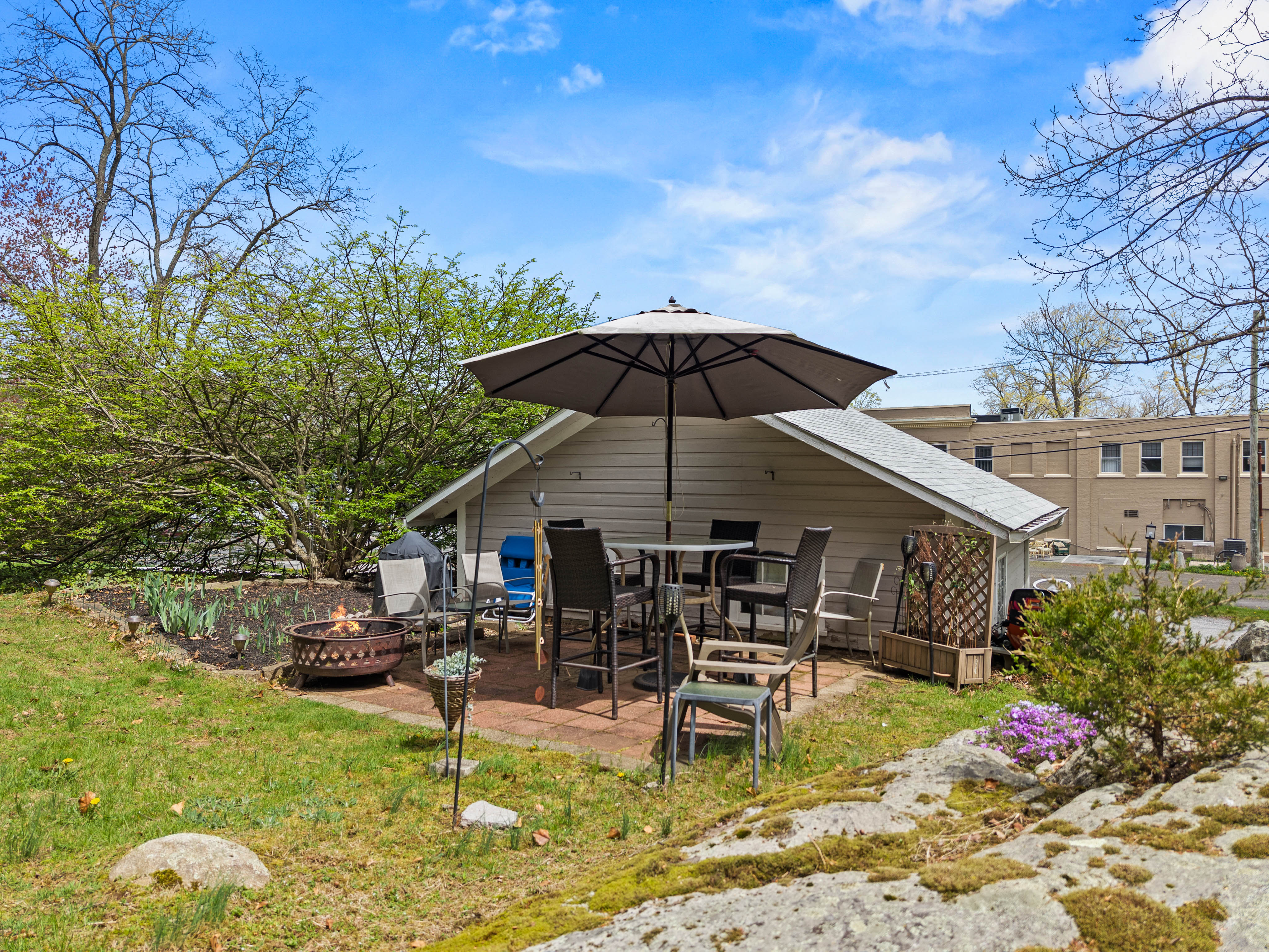  Cozy Sale Listing in Essex, CT - 物件實景