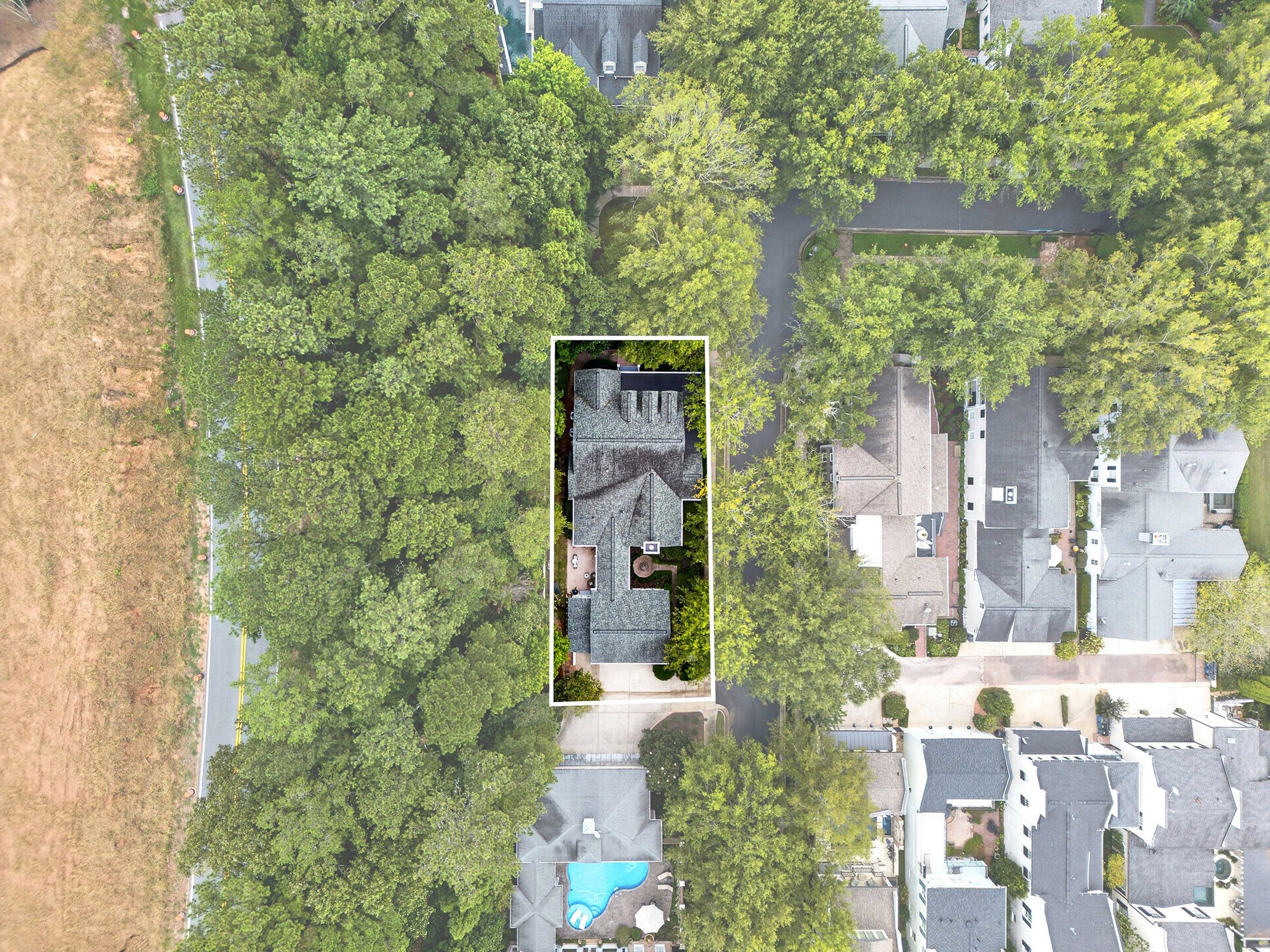  Lovely Home on Large Parkside Estate Lot in Beautiful North Cove - 物件實景