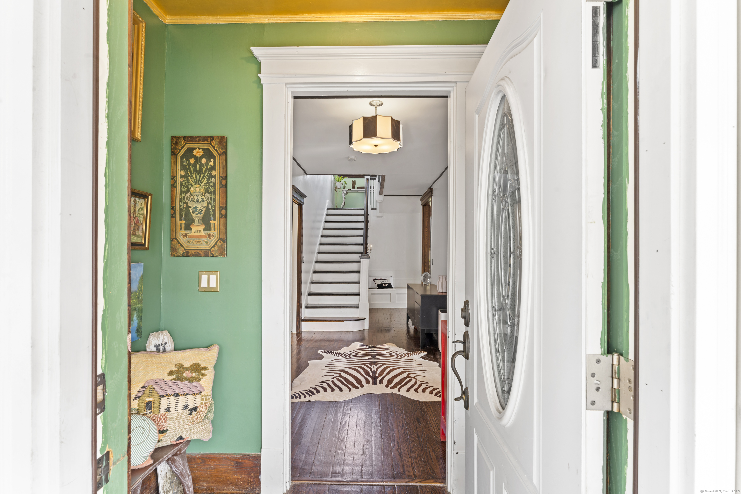 West Haven, Connecticut, 06516, United States, 5 Bedrooms Bedrooms, ,2 BathroomsBathrooms,Residential,For Sale,1858012