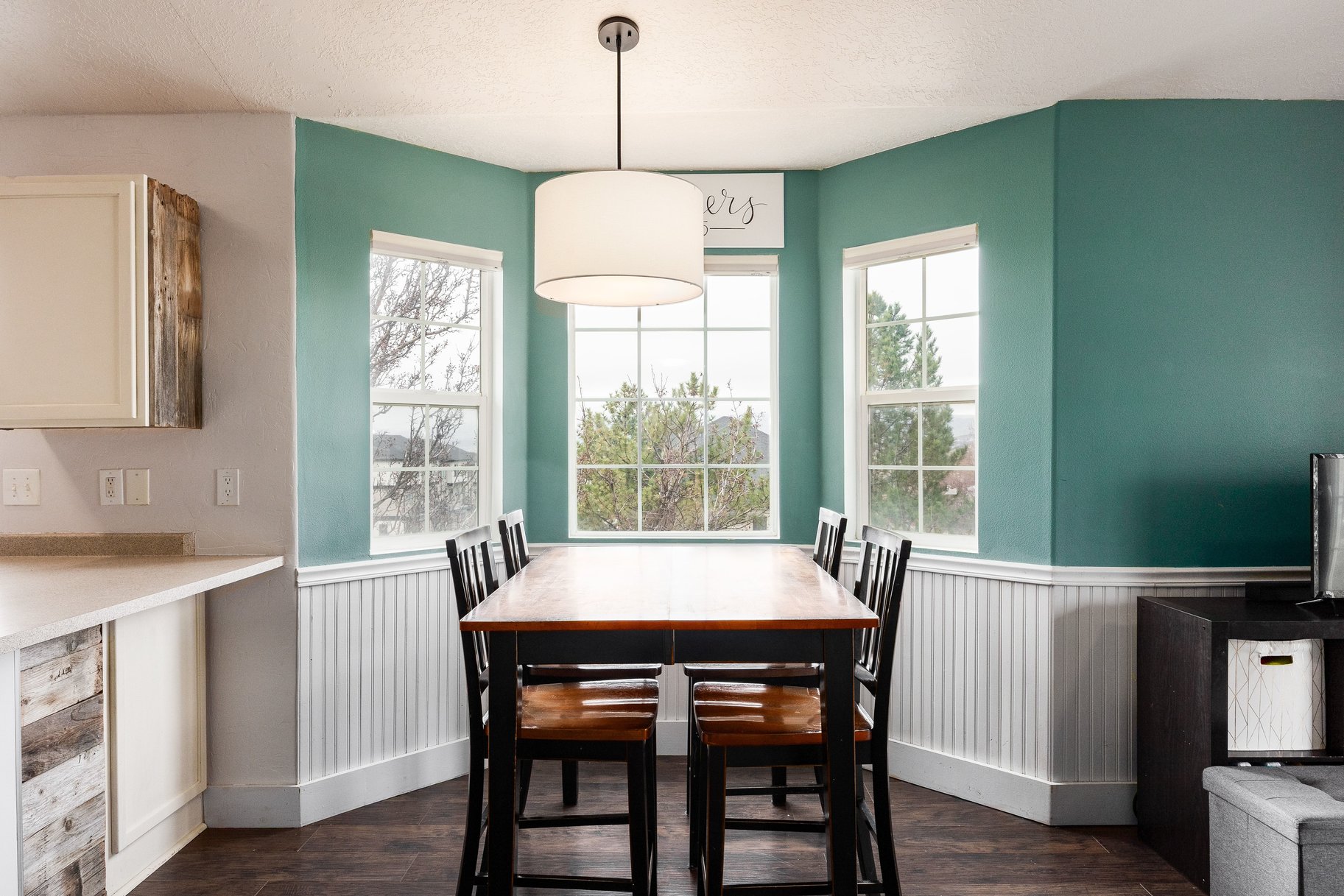  Quiet 3-Bed Condo Near Schools & Parks - 物件實景