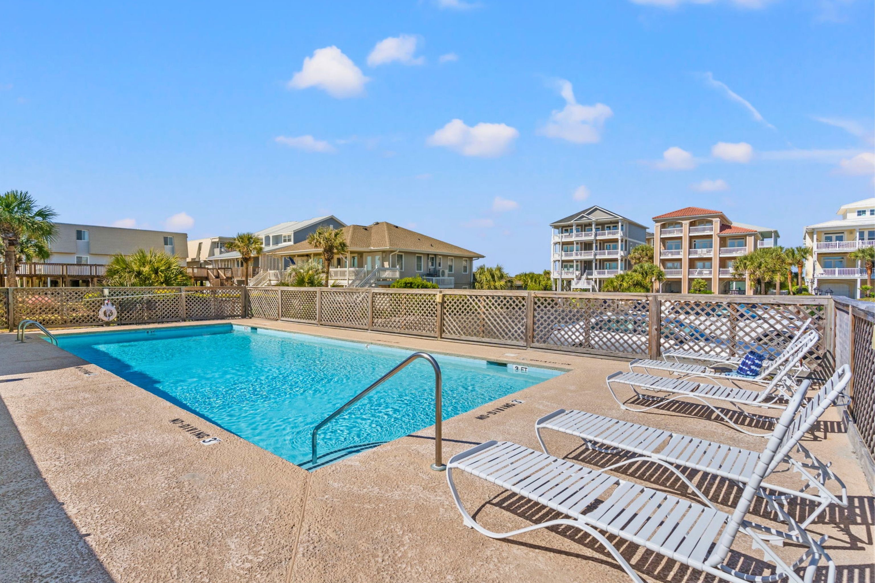  277 West 1st Street 1j, Ocean Isle Beach, NC 28469 - 物件實景