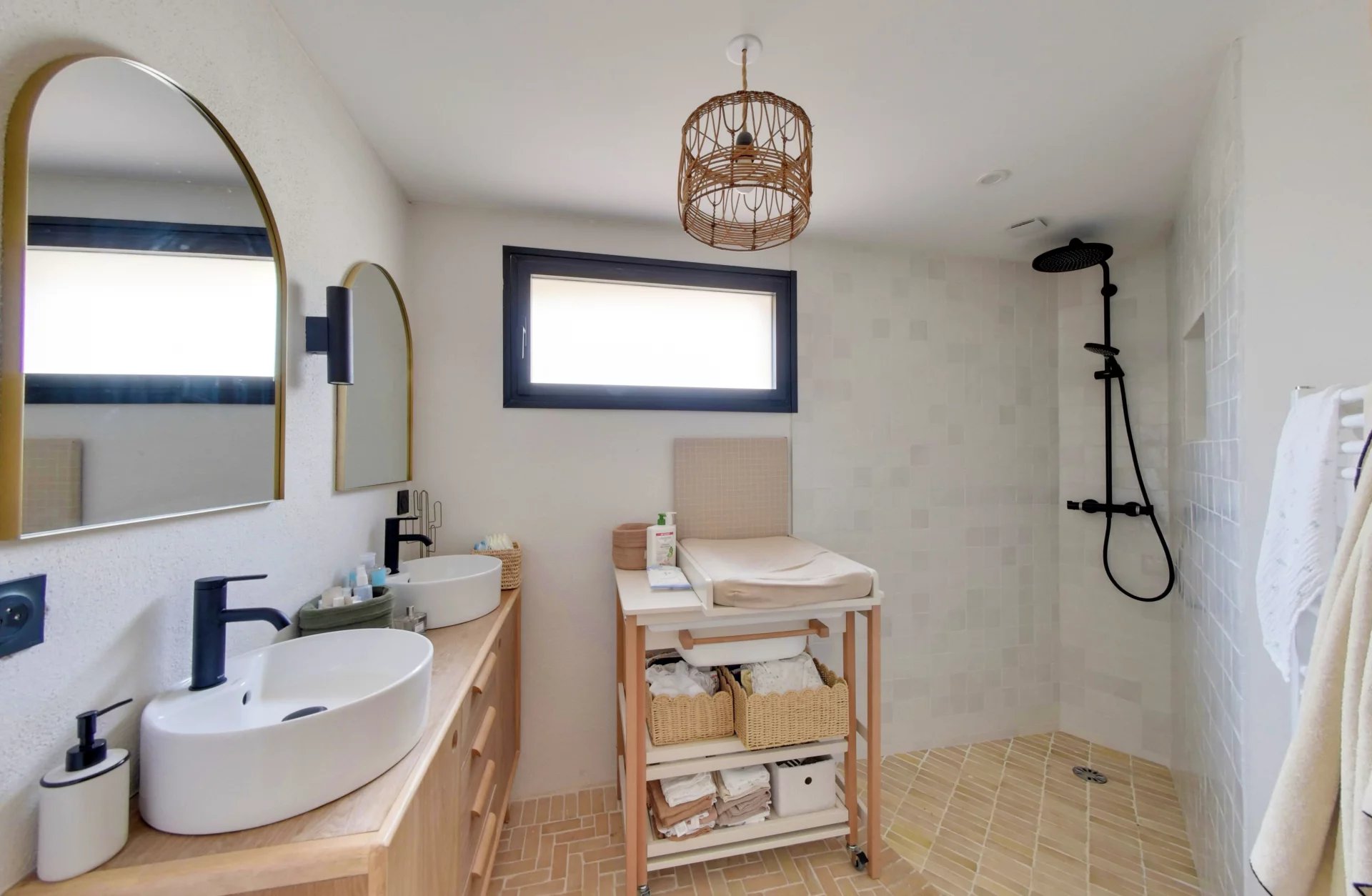 Canet-en-Roussillon, Occitanie, 66140, FR, 4 Bedrooms Bedrooms, ,3 BathroomsBathrooms,Residential,For Sale,1942229