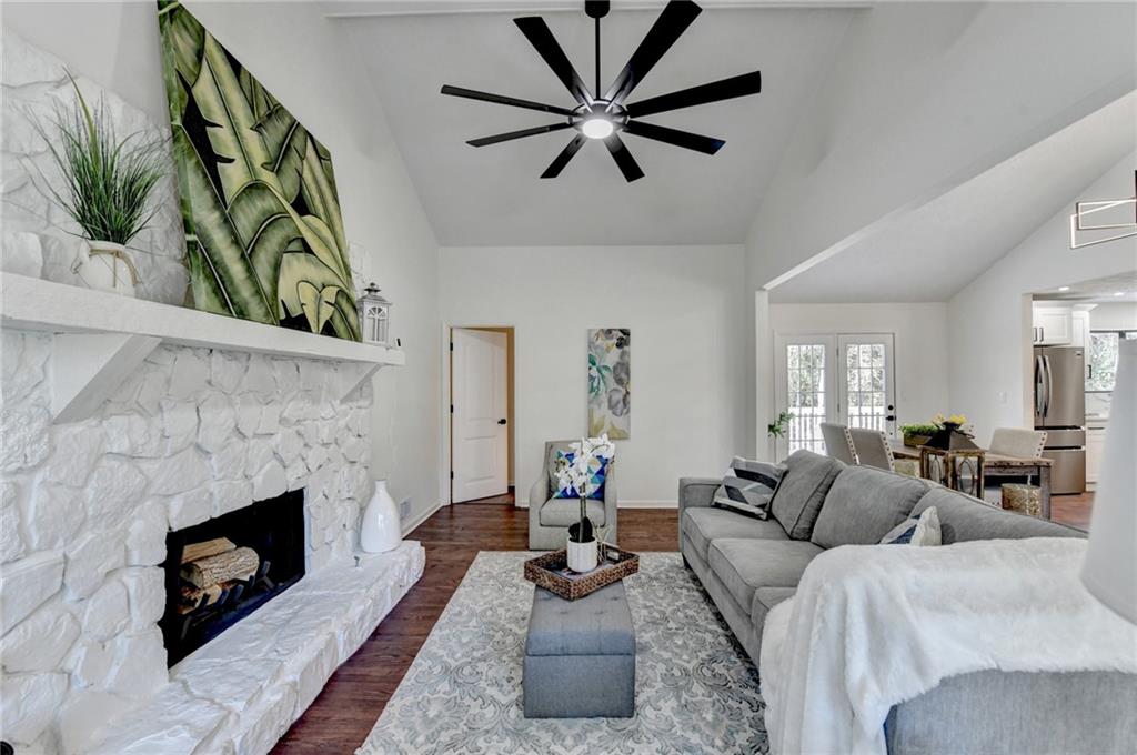 Roswell, Georgia, 30076, United States, 6 Bedrooms Bedrooms, ,3 BathroomsBathrooms,Residential,For Sale,2006214