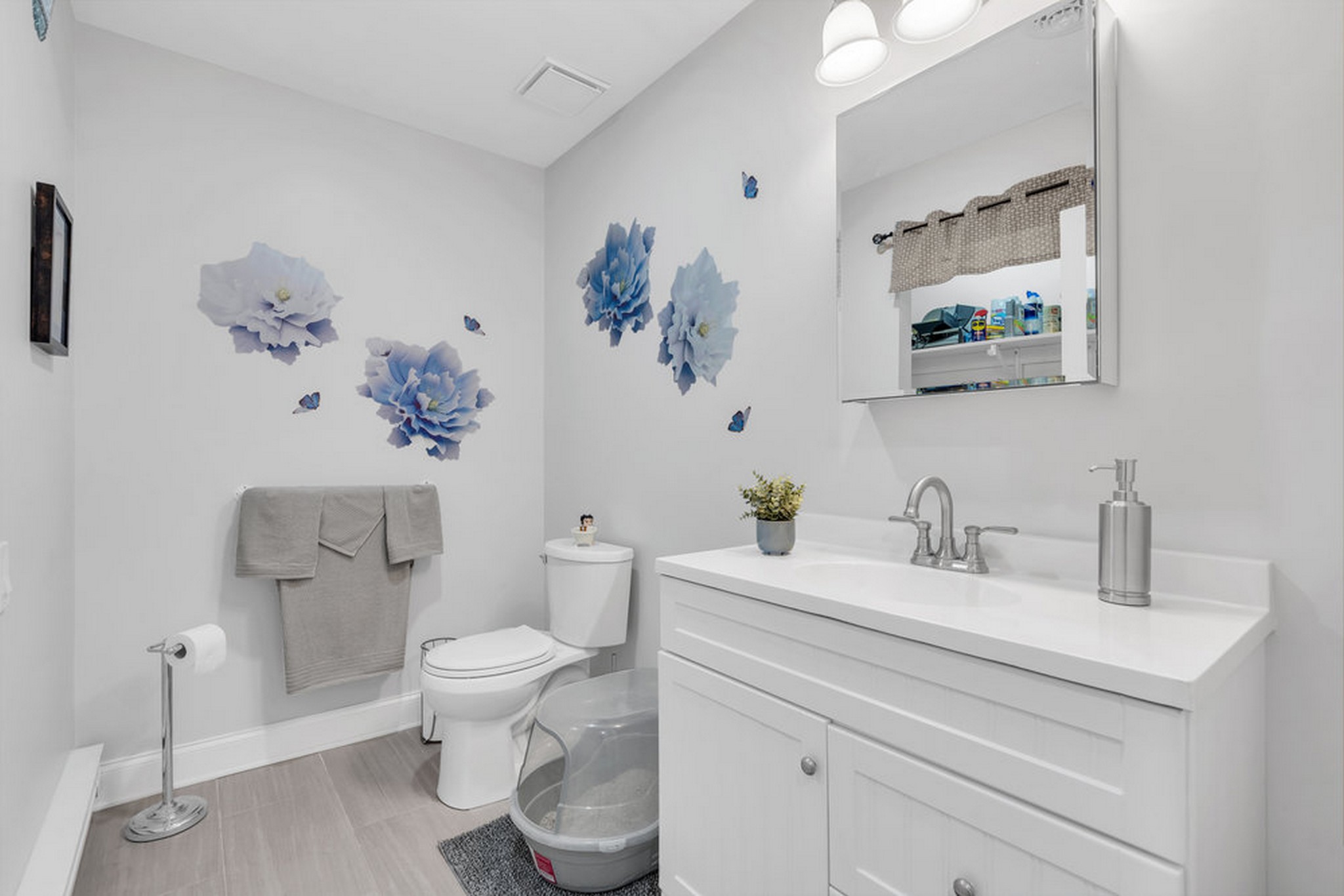  Meticulously Upgraded Sherbourne Model in Crestwood 5 - 物件實景