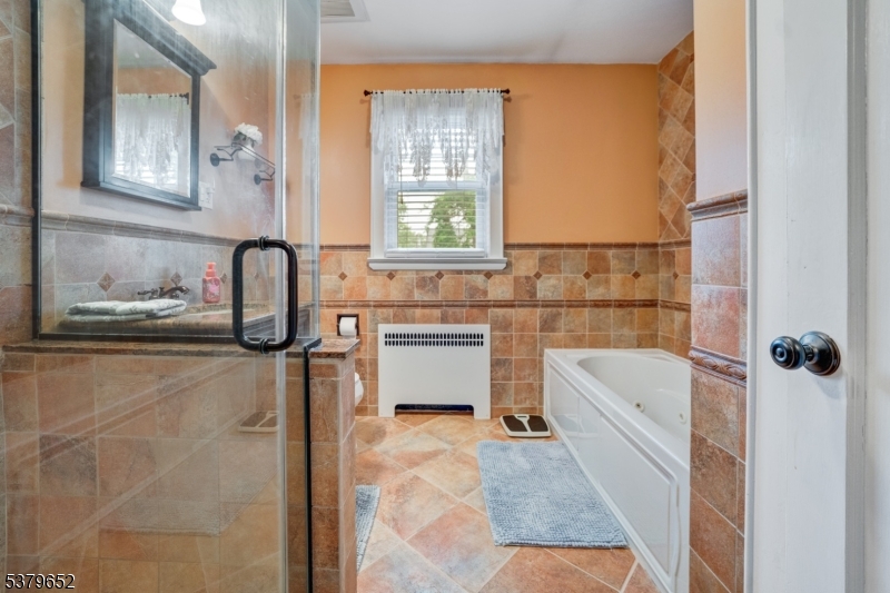 Elizabeth City, New Jersey, 07208, United States, 3 Bedrooms Bedrooms, ,2 BathroomsBathrooms,Residential,For Sale,1926439